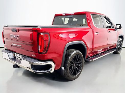 Certified 2026 GMC Sierra 1500 SLT RWD image 4