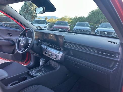 Used 2026 Hyundai Kona SE image 15