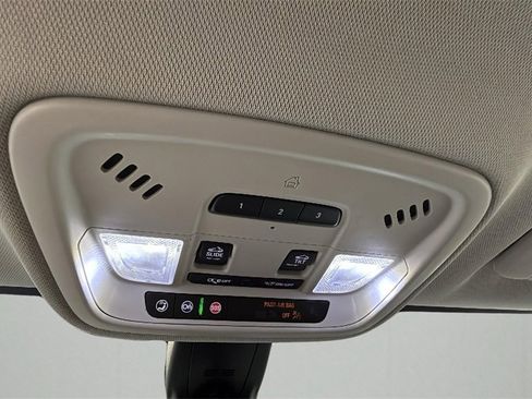 Used 2021 Chevrolet Traverse High Country w/ LPO, 'HIT The Road' Package image 27