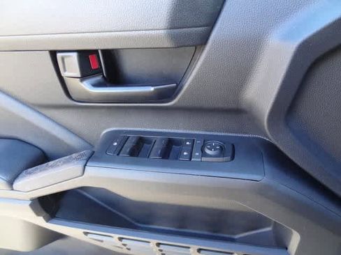 Used 2024 Toyota Tacoma SR image 14