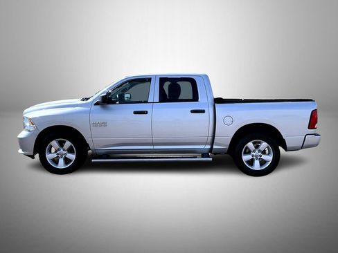 Used 2015 RAM 1500 Express RWD image 8