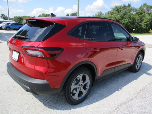 New 2025 Ford Escape ST-Line w/ Tech Pack #1 image 7