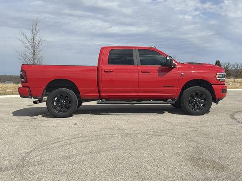 Used 2024 RAM 3500 Laramie w/ Night Edition image 29