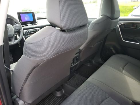 Certified 2024 Toyota RAV4 LE AWD/4WD image 14