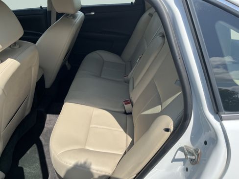 Used 2016 Chevrolet Impala LTZ FWD image 12