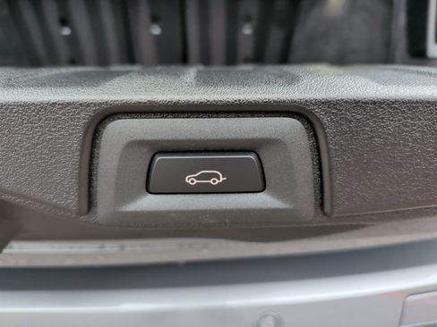 Used 2025 BMW X5 xDrive40i image 43