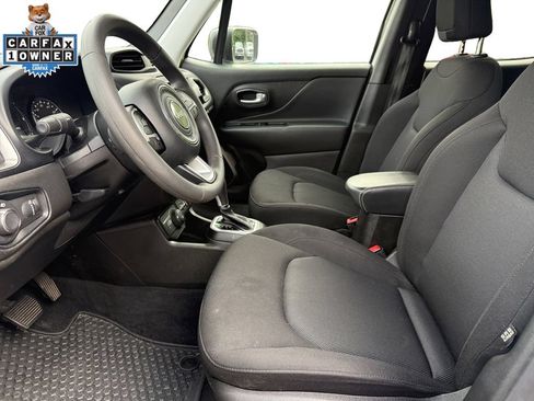 Used 2023 Jeep Renegade Latitude AWD/4WD image 9