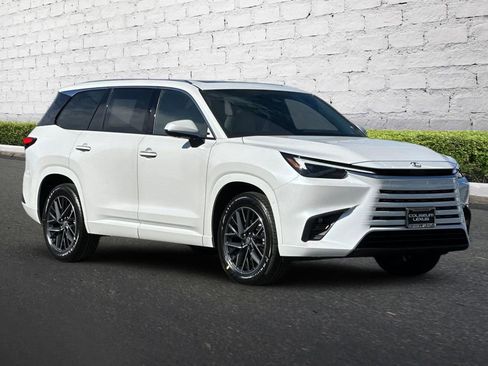 New 2026 Lexus TX 350 AWD image 2