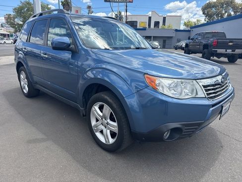 Used 2009 Subaru Forester 2.5X Limited AWD/4WD image 1