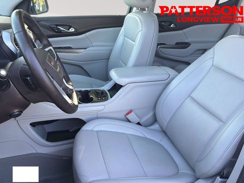 Used 2023 GMC Acadia SLT w/ Technology Package AWD/4WD image 18