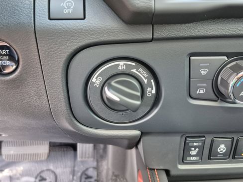 New 2026 Nissan Frontier PRO-4X w/ Pro Premium Package AWD/4WD image 28