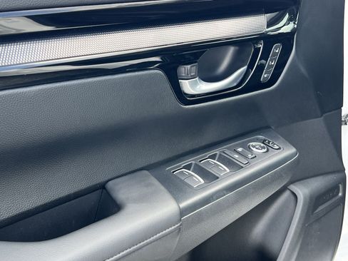 Used 2024 Honda CR-V EX-L image 15