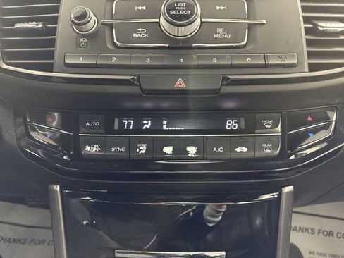 Used 2016 Honda Accord Sport image 20