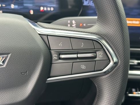 New 2026 Chevrolet Equinox EV LT image 28