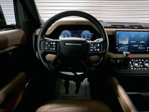 Certified 2025 Land Rover Defender 130 S AWD/4WD image 4
