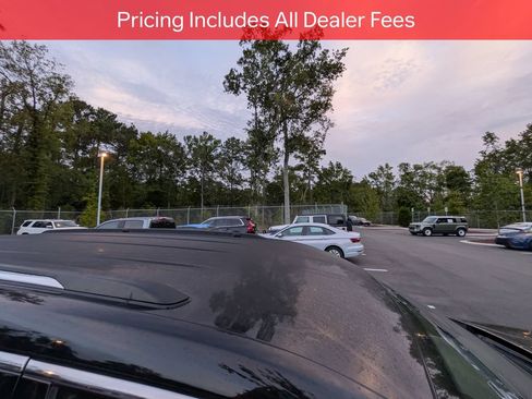 Used 2022 Jeep Grand Cherokee L Laredo w/ Luxury Tech Group I AWD/4WD image 9