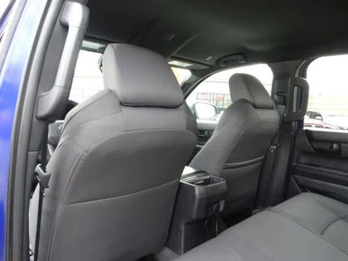 Used 2025 Toyota Tacoma SR5 image 23