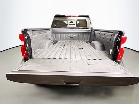 Used 2022 Chevrolet Silverado 2500 LTZ w/ LTZ Plus Package image 26