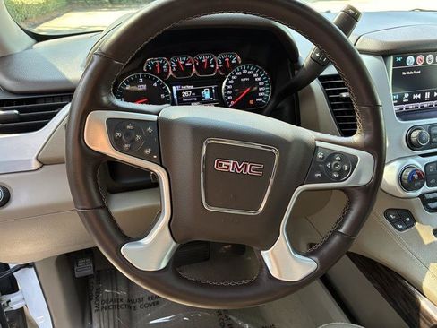 Used 2020 GMC Yukon SLT w/ Open Road Package RWD image 31