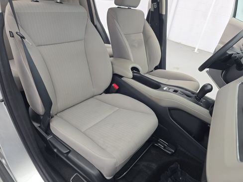 Used 2016 Honda HR-V EX image 10