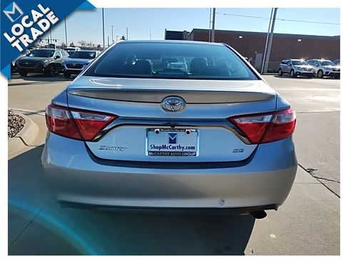 Used 2017 Toyota Camry SE image 8