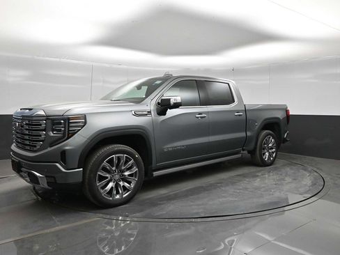 New 2026 GMC Sierra 1500 Denali w/ Denali Reserve Package AWD/4WD image 4