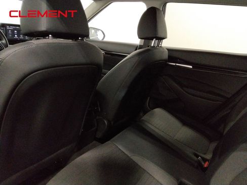 Used 2023 Kia Seltos S image 33