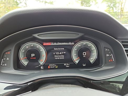 Used 2025 Audi Q7 3.0T Premium Plus image 23