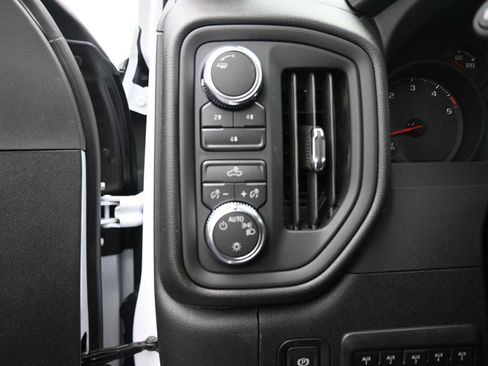 New 2026 GMC Sierra 2500 Pro image 11