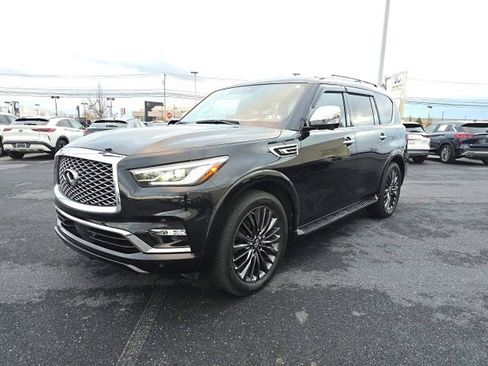 Used 2022 INFINITI QX80 Sensory w/ Cargo Package image 3