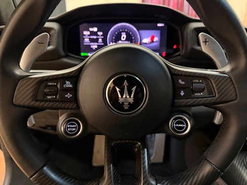 Used 2022 Maserati MC20 Coupe RWD image 35