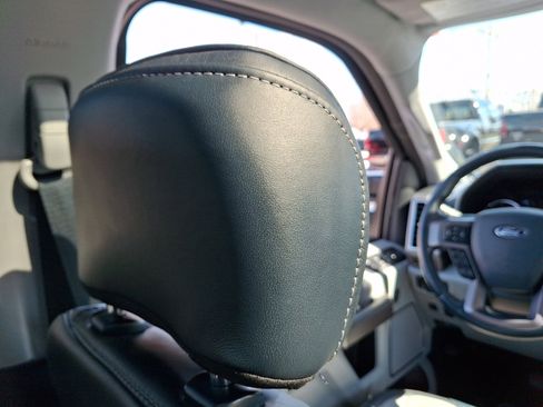 Used 2022 Ford F250 Limited image 13