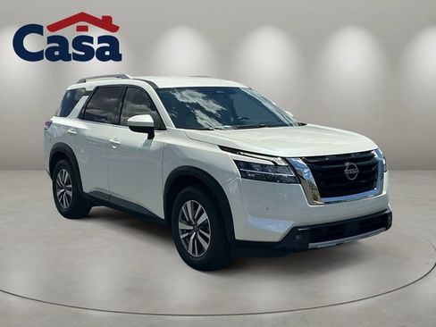 Used 2022 Nissan Pathfinder SL w/ Cargo Package AWD/4WD image 7