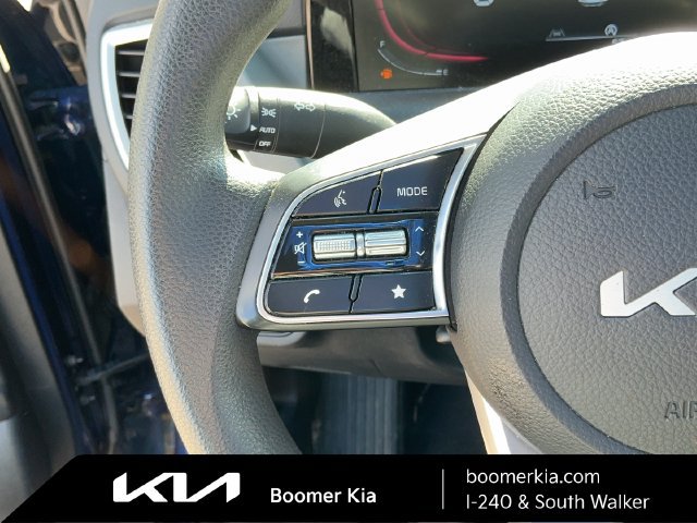 Certified 2025 Kia Seltos LX AWD/4WD image 19