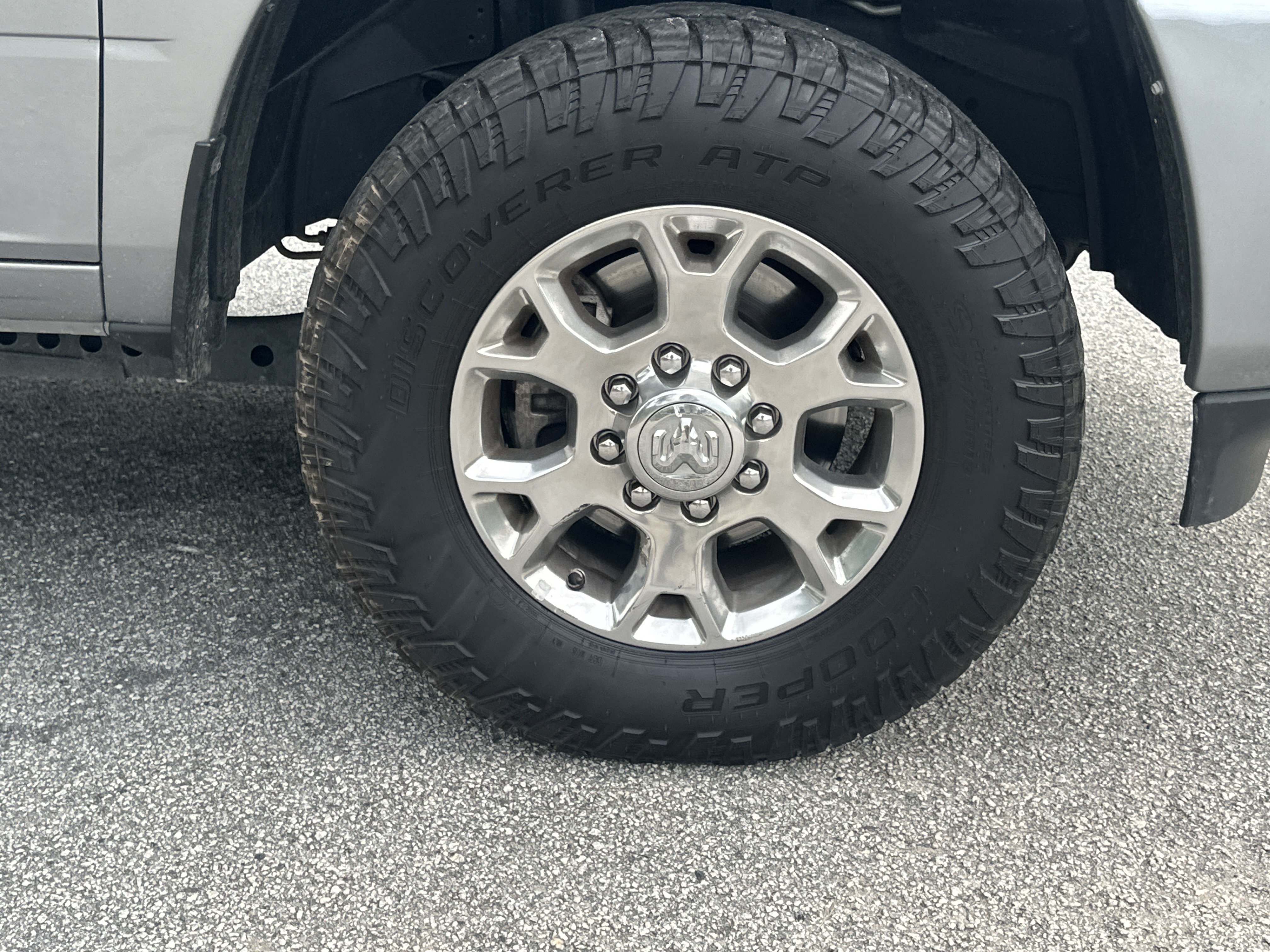 Used 2024 RAM 2500 Laramie w/ Safety Group AWD/4WD image 12