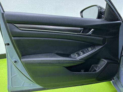 Used 2022 Honda Accord Sport image 16