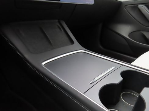 Used 2022 Tesla Model 3 Long Range image 22