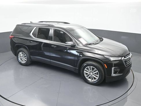Used 2023 Chevrolet Traverse LT FWD image 57
