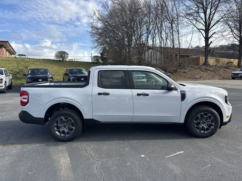 New 2026 Ford Maverick XLT image 8
