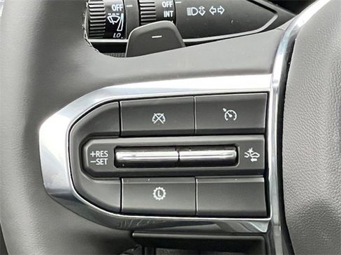 New 2025 GMC Yukon Denali w/ Denali Reserve Package image 28