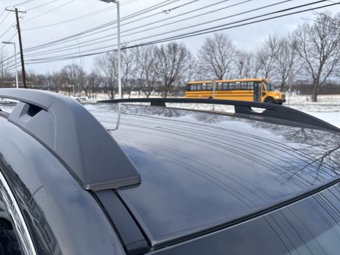 Used 2023 Subaru Ascent Premium w/ Convenience Package image 8