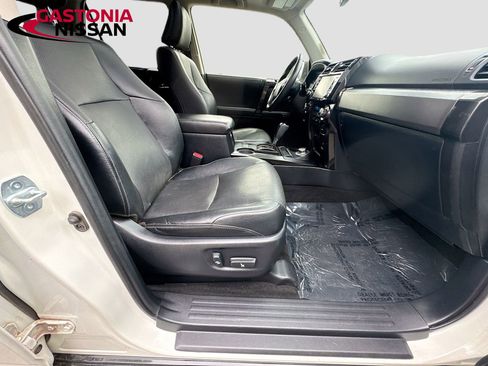 Used 2021 Toyota 4Runner Nightshade image 37