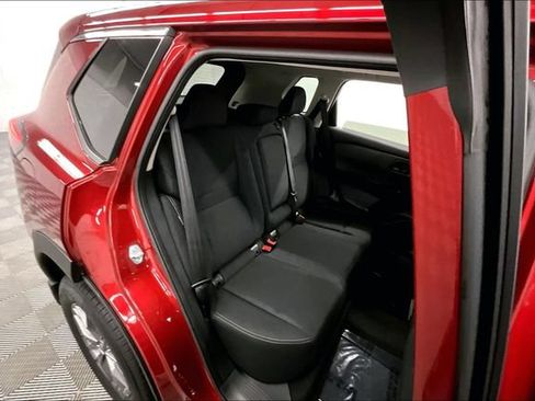 New 2026 Nissan Rogue S FWD image 33