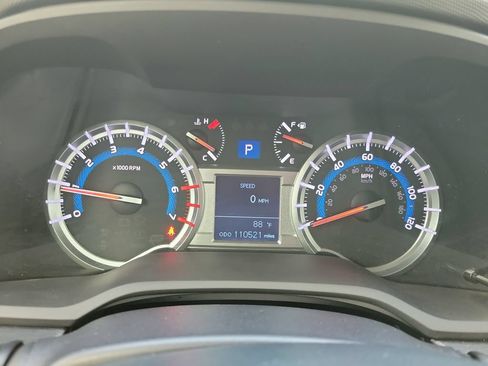 Used 2015 Toyota 4Runner SR5 RWD image 21