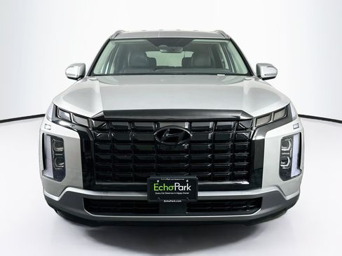 Used 2025 Hyundai Palisade SEL FWD image 2