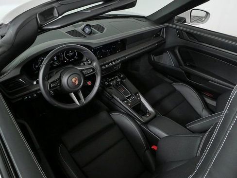 Certified 2025 Porsche 911 Targa 4 GTS image 23