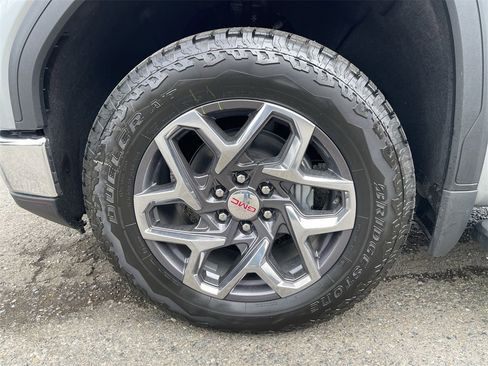 New 2025 GMC Sierra 1500 SLT w/ SLT Premium Plus Package image 34