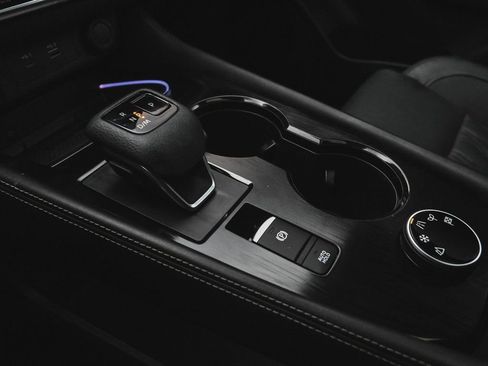 Used 2022 Nissan Rogue Platinum w/ Head-Up Display Package image 30