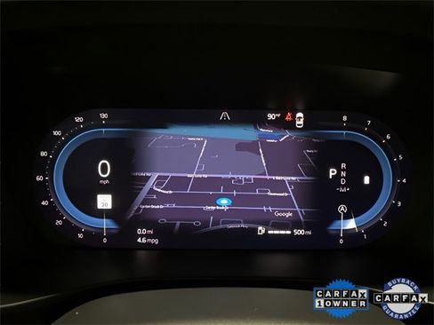 Used 2025 Volvo XC40 B5 Plus image 9