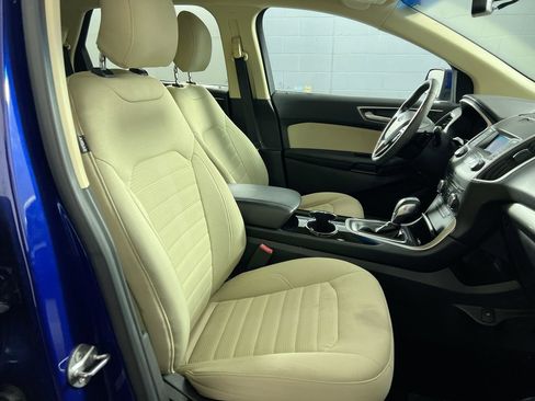 Used 2015 Ford Edge SEL image 32